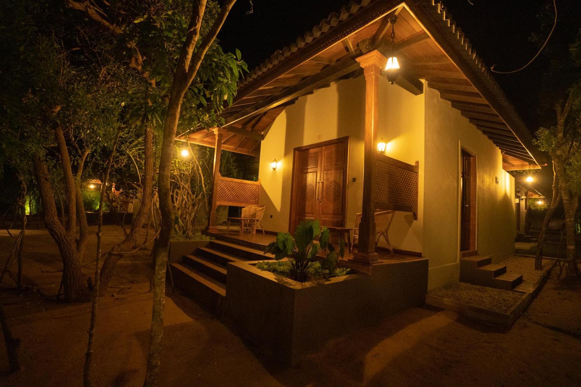 Omkara Rekawa Hotel Tangalle Kültér fotó